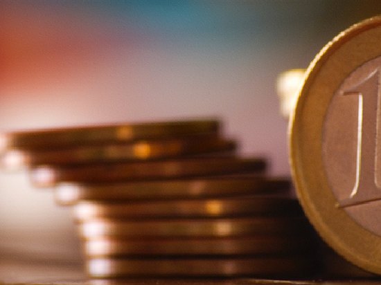 美债发行潮背后:货币基金吸金八成,稳定币暗藏两千亿